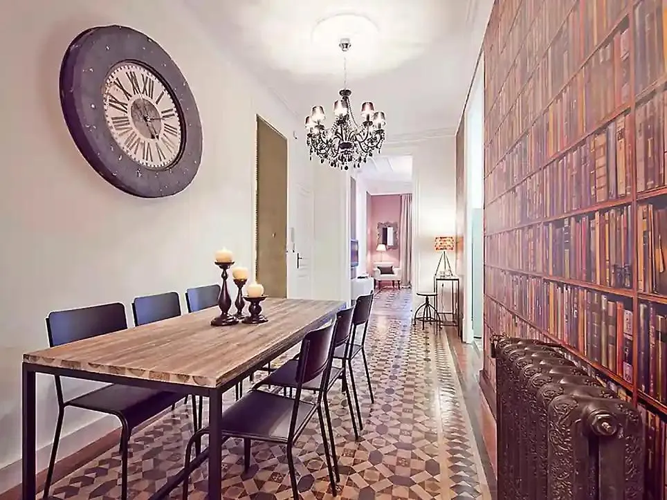Flateli Universitat Barcelona Spain